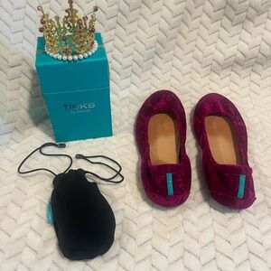Tyrian Purple Tieks
